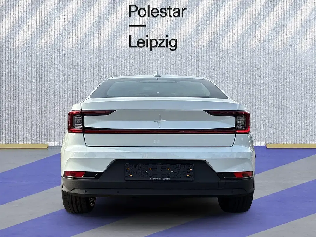 Polestar 2 Performance Long Range - Thumbnail 4