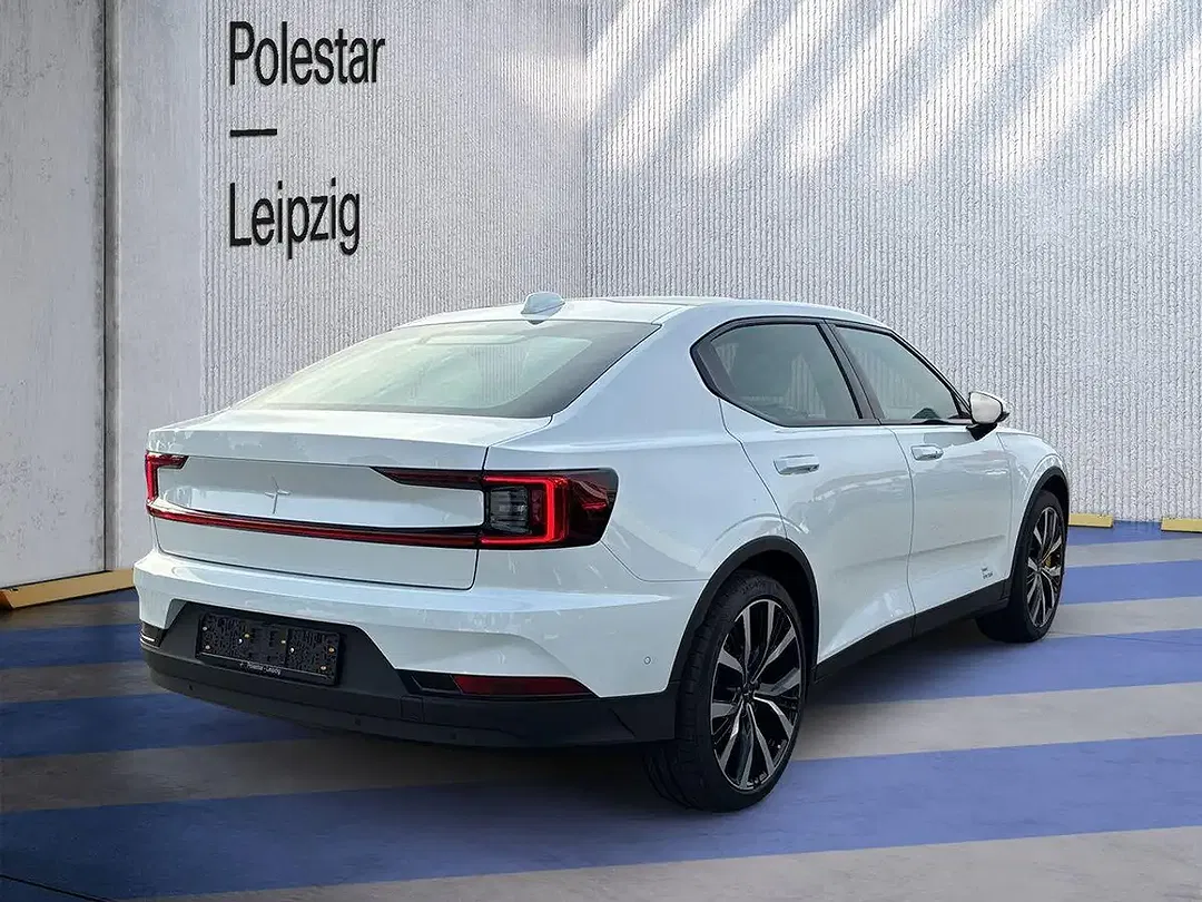 Polestar 2 Performance Long Range - Thumbnail 5
