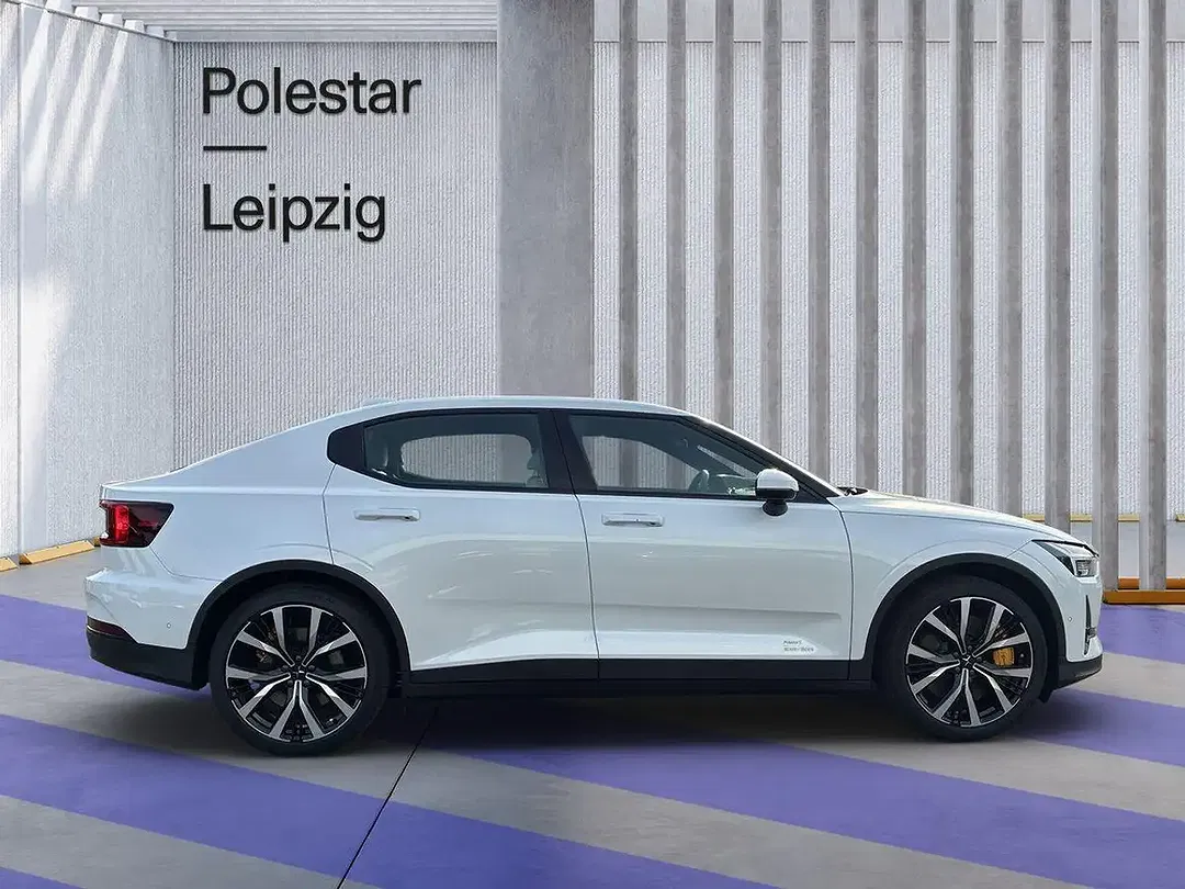 Polestar 2 Performance Long Range - Thumbnail 6