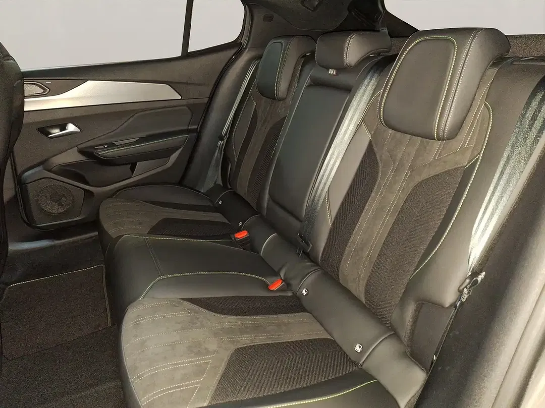Peugeot 408 GT - Thumbnail 11