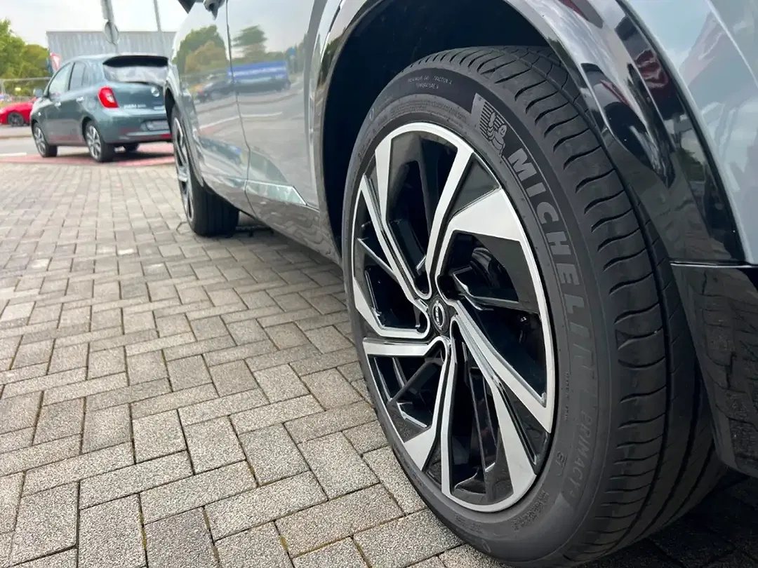 Nissan Qashqai Tekna+ - Thumbnail 13