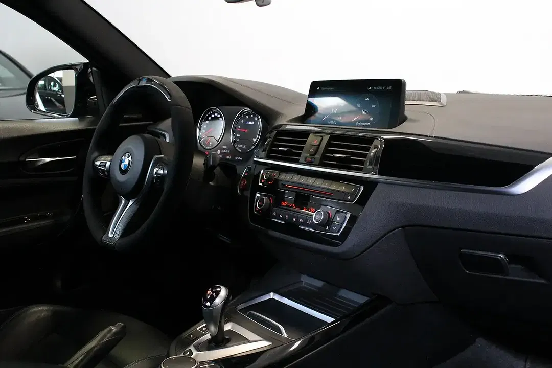 BMW M2 Competition Performance Coupe - Thumbnail 19