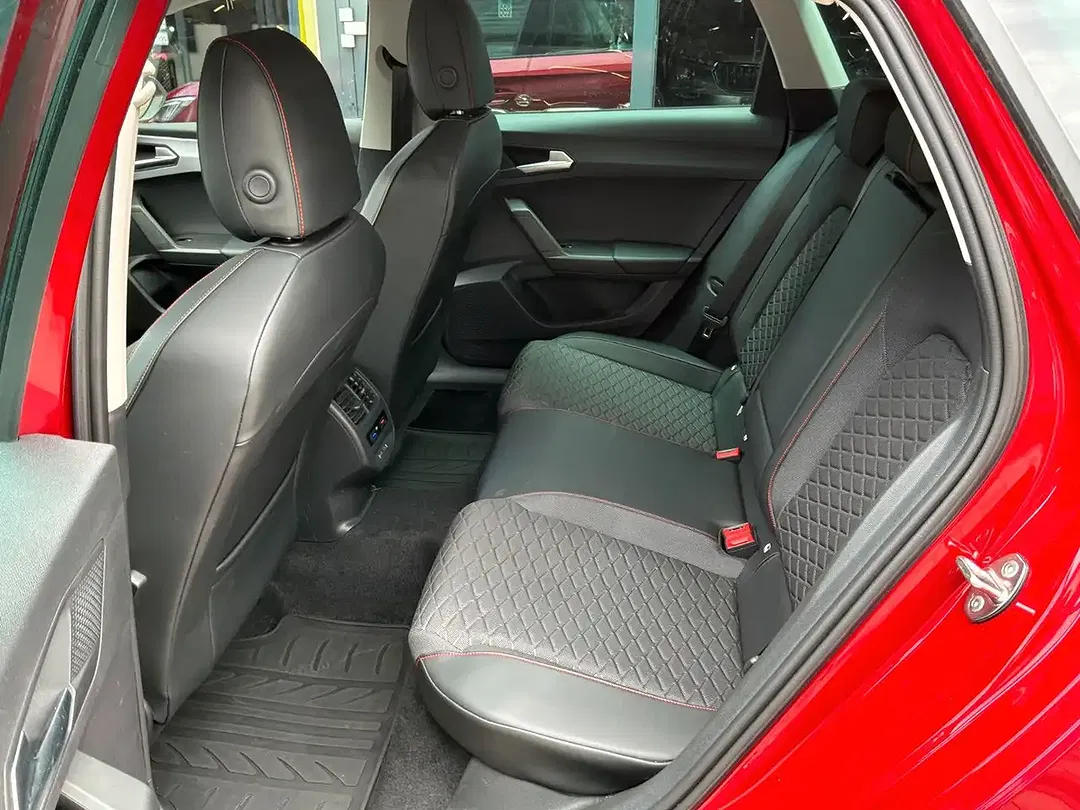 SEAT Leon FR - Thumbnail 20