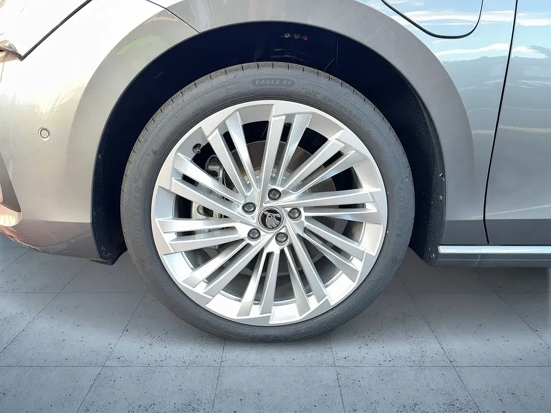 Skoda Superb 1.5 iV TSI DSG Combi Selection - Thumbnail 6