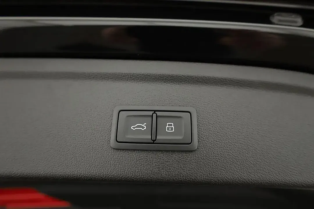 Audi A3 35 TFSI S tronic Matrix LED Sportback S line - Thumbnail 13