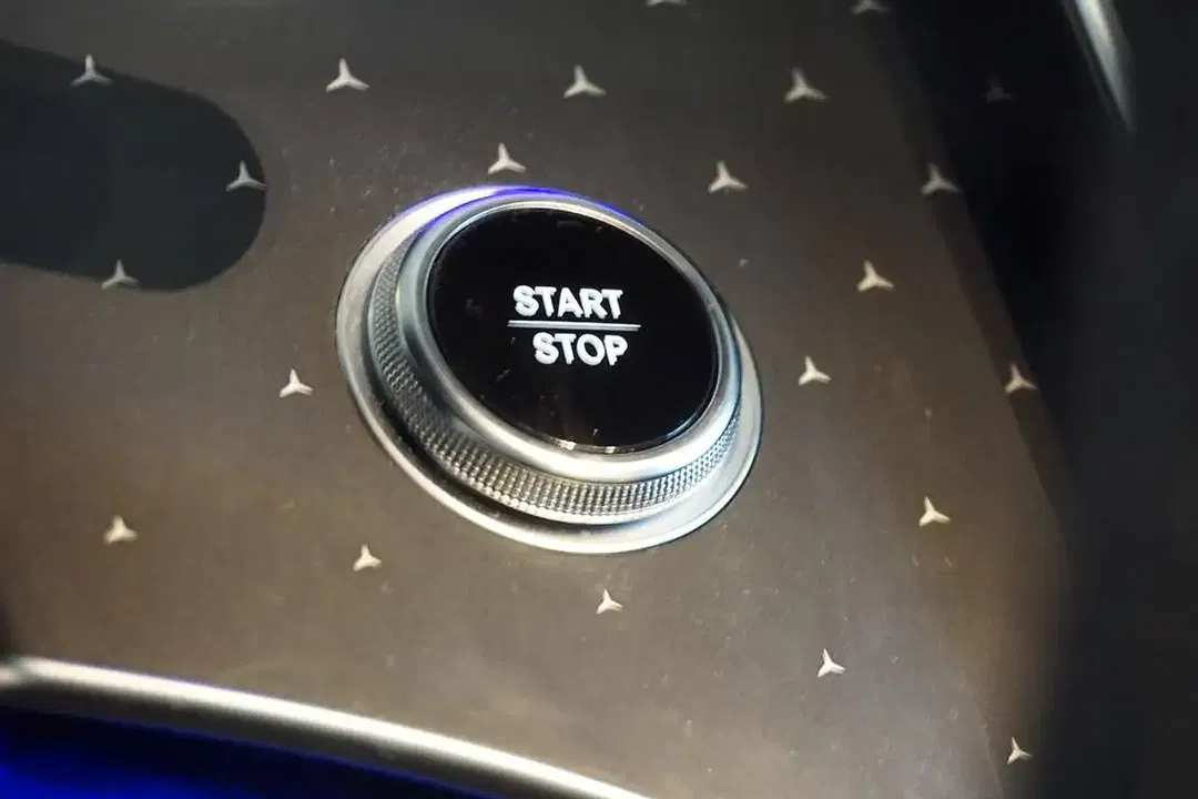 Mercedes-Benz EQE 350 AIRMATIC - Thumbnail 9