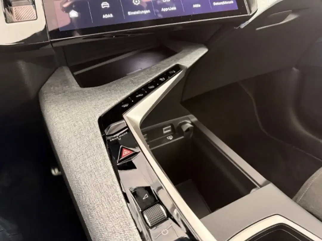 Peugeot 5008 EV GT - Thumbnail 13