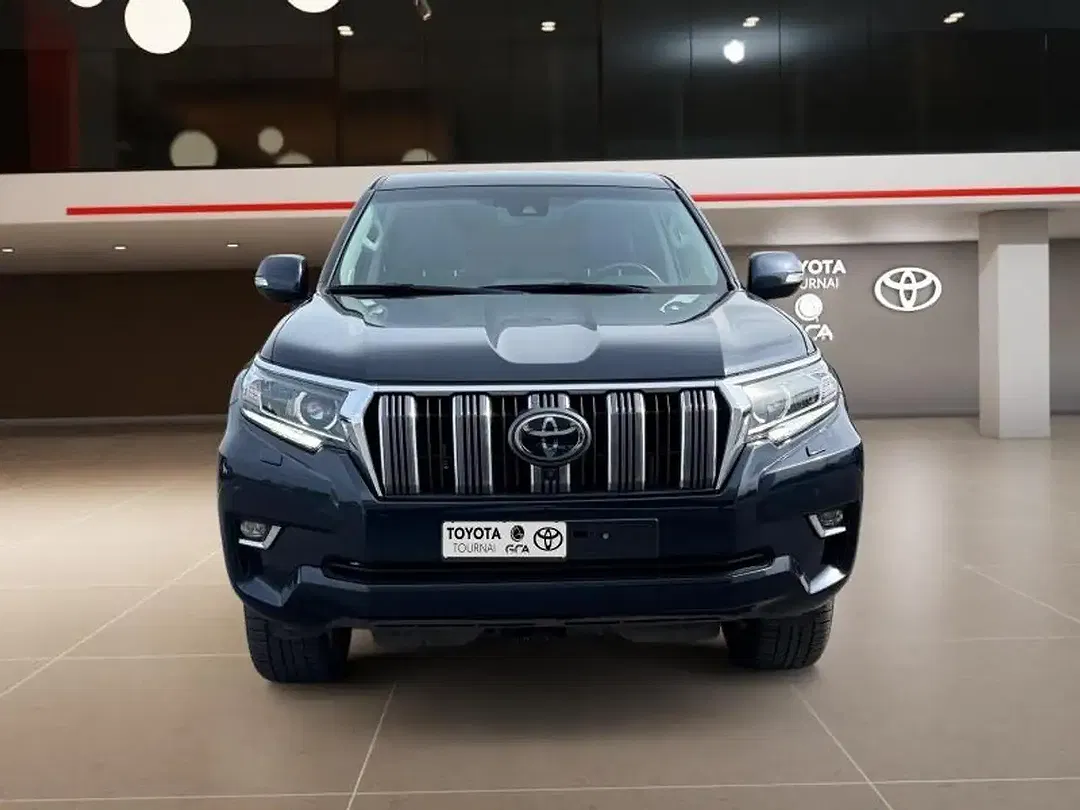 Toyota Land Cruiser Premium - Thumbnail 4