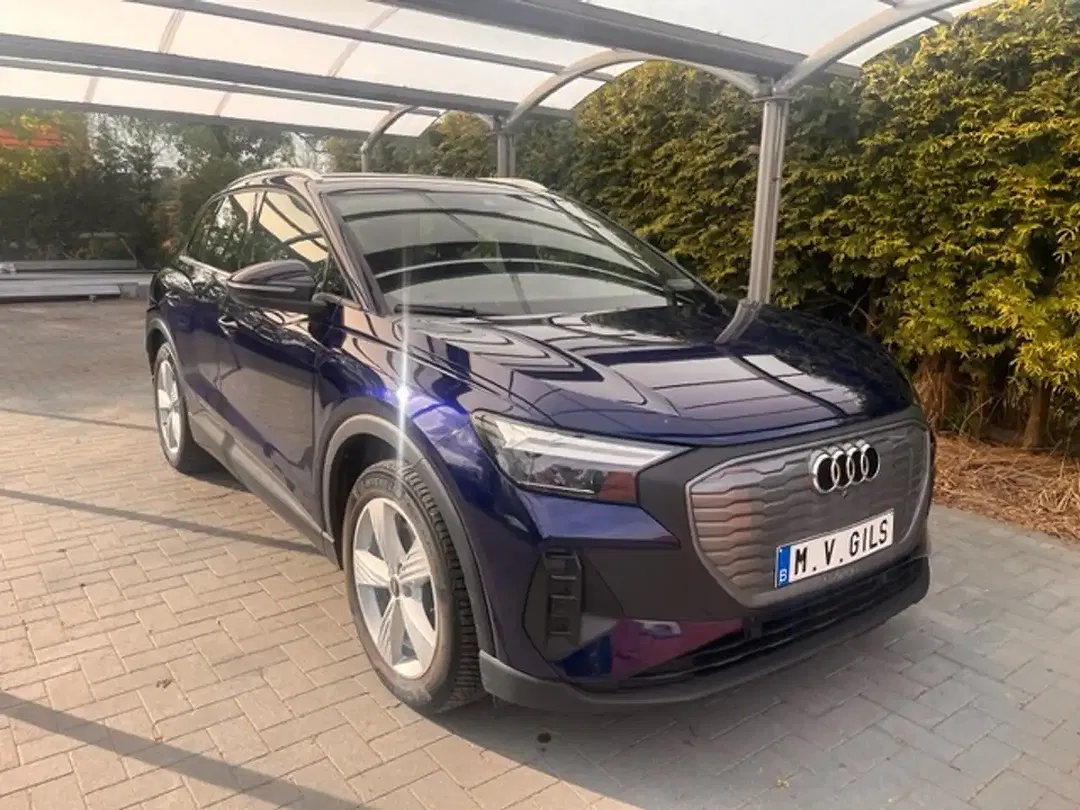 Audi Q4 e-tron 40 - Thumbnail 3