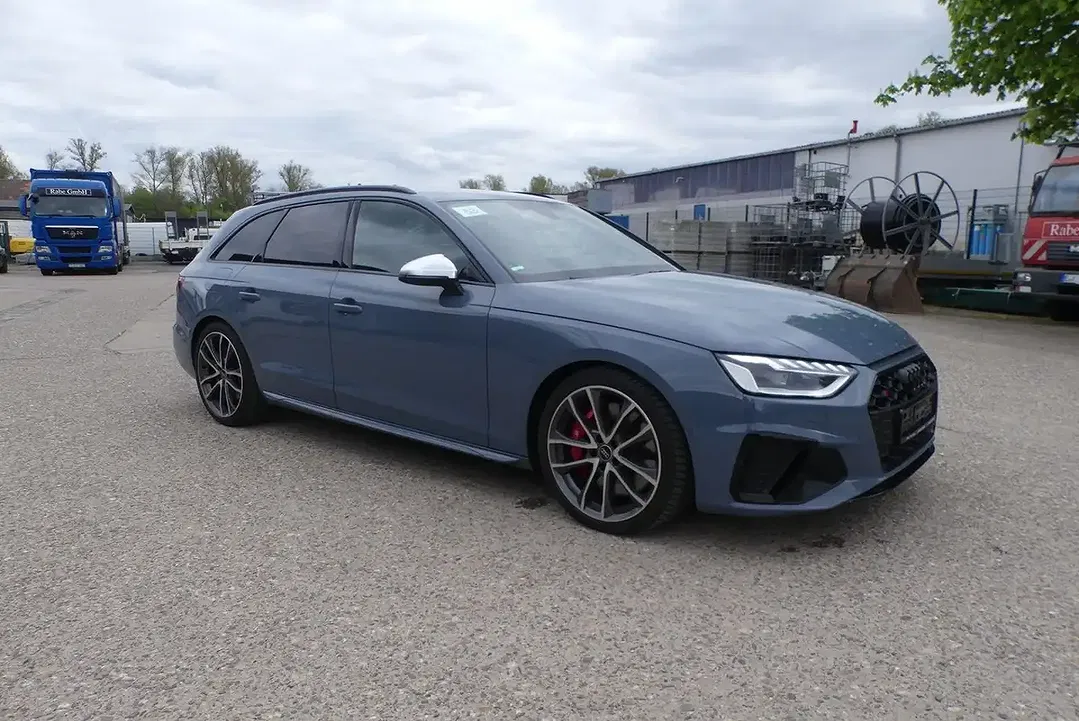 Audi S4 3.0 quattro Matrix LED - Thumbnail 4
