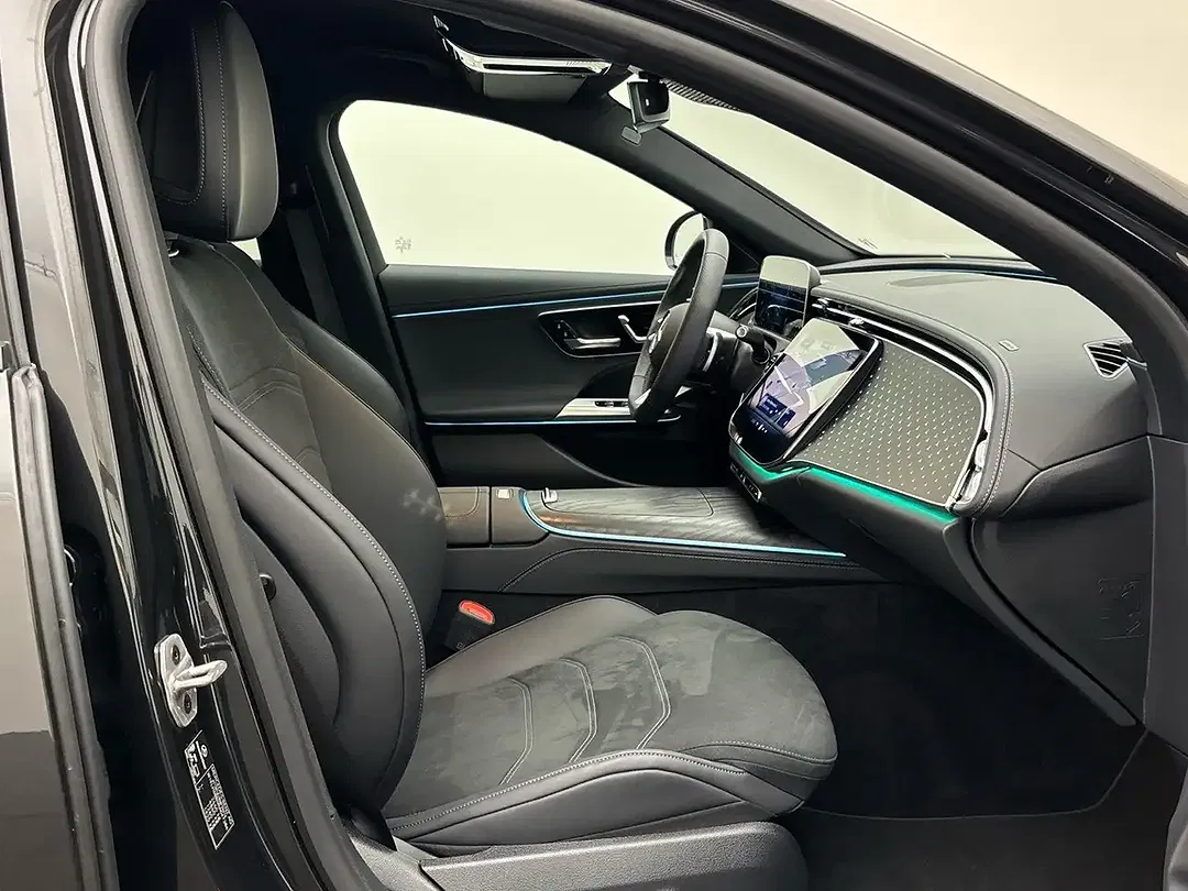 Mercedes-Benz E 450 4MATIC AMG Line - Thumbnail 13