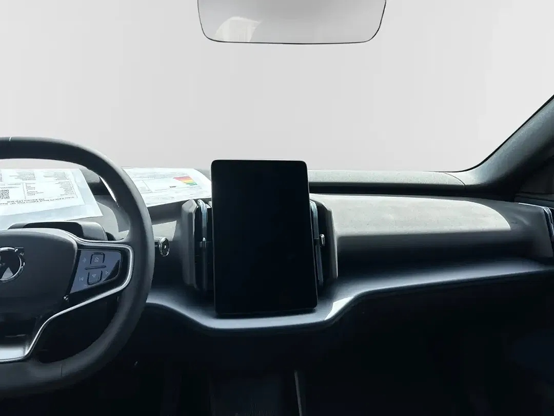 Volvo EX30 Edition Plus - Thumbnail 11