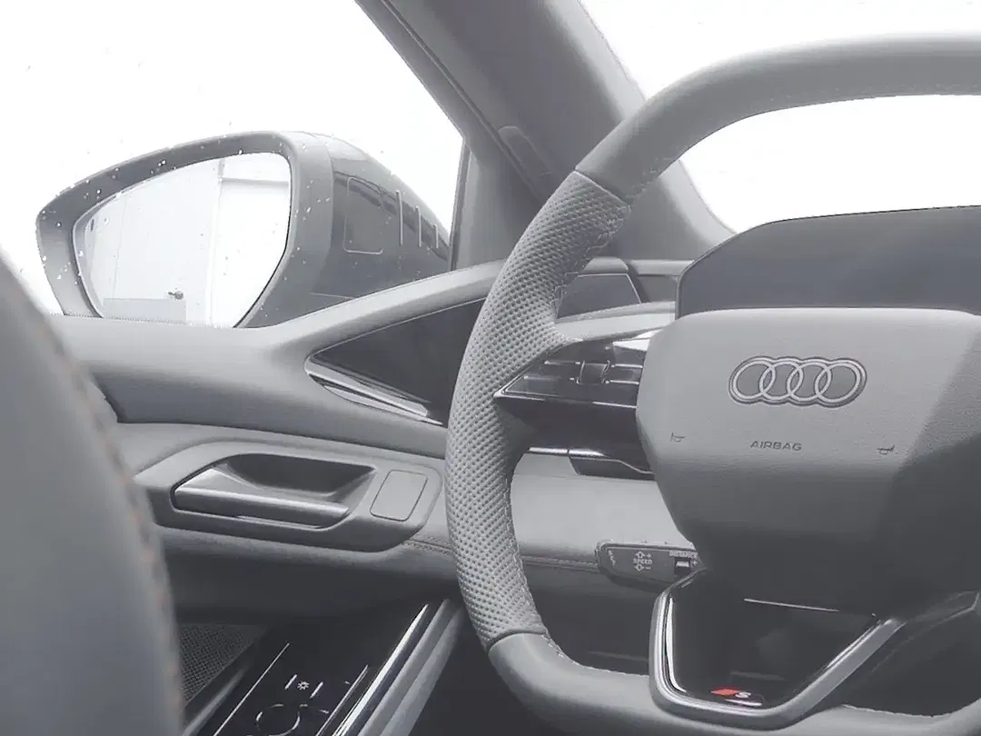 Audi S6 e-tron - Thumbnail 12