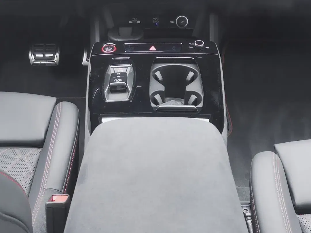 Audi S6 e-tron - Thumbnail 13