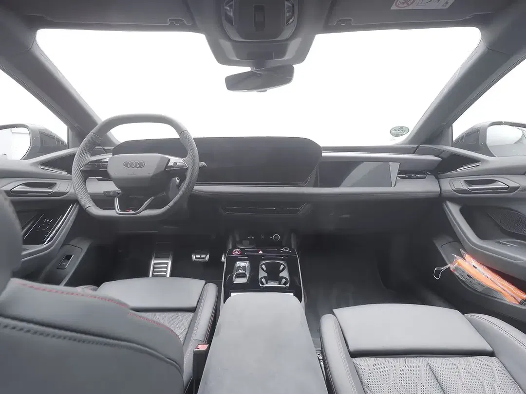 Audi S6 e-tron - Thumbnail 4