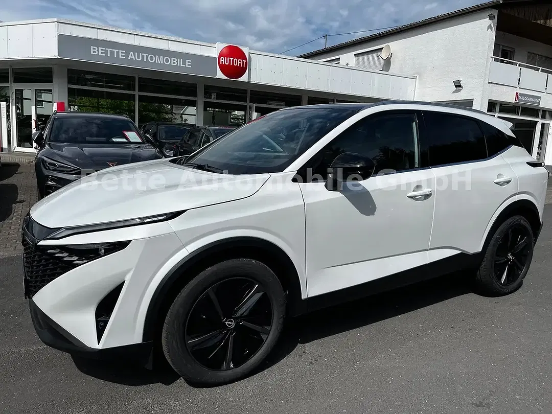 Nissan Qashqai 1.3 DIG-T Xtronic Tekna - Thumbnail 1