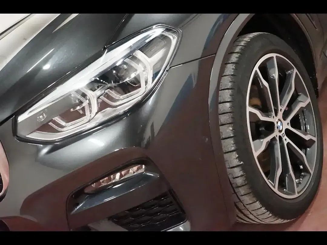 BMW X4 M Sport - Thumbnail 6