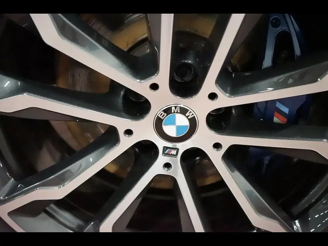 BMW X4 M Sport - Thumbnail 5