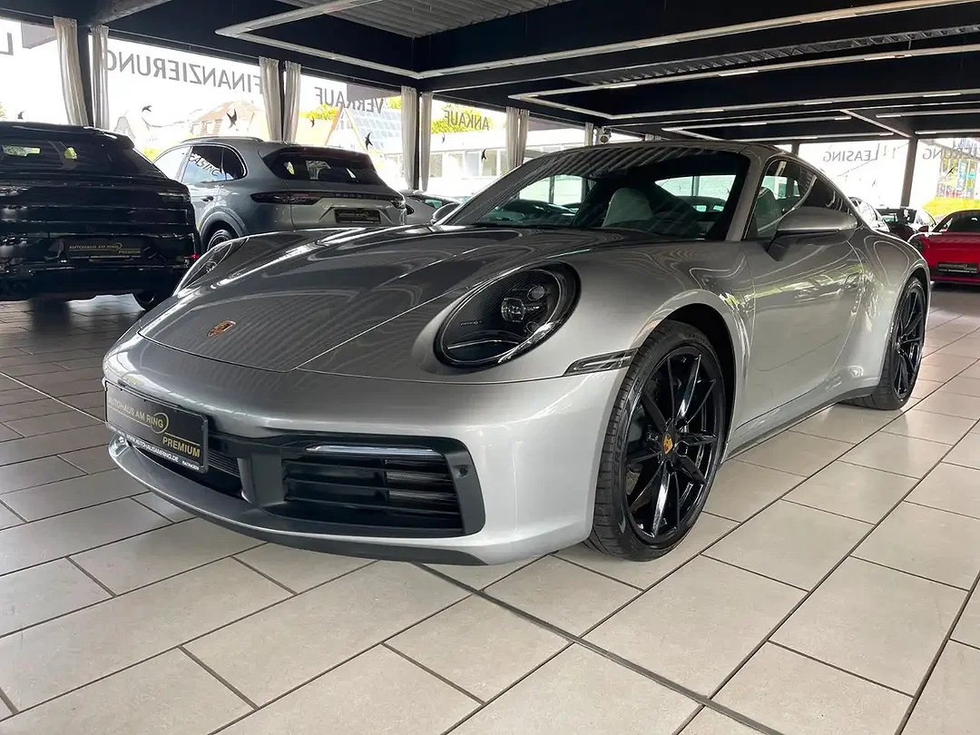 Porsche 992 Carrera Coupe - Afbeelding 1