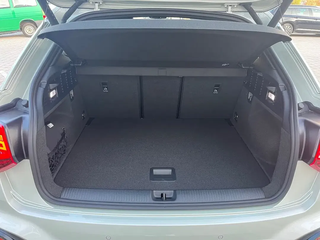 Audi Q2 35 TFSI S tronic S line - Thumbnail 7