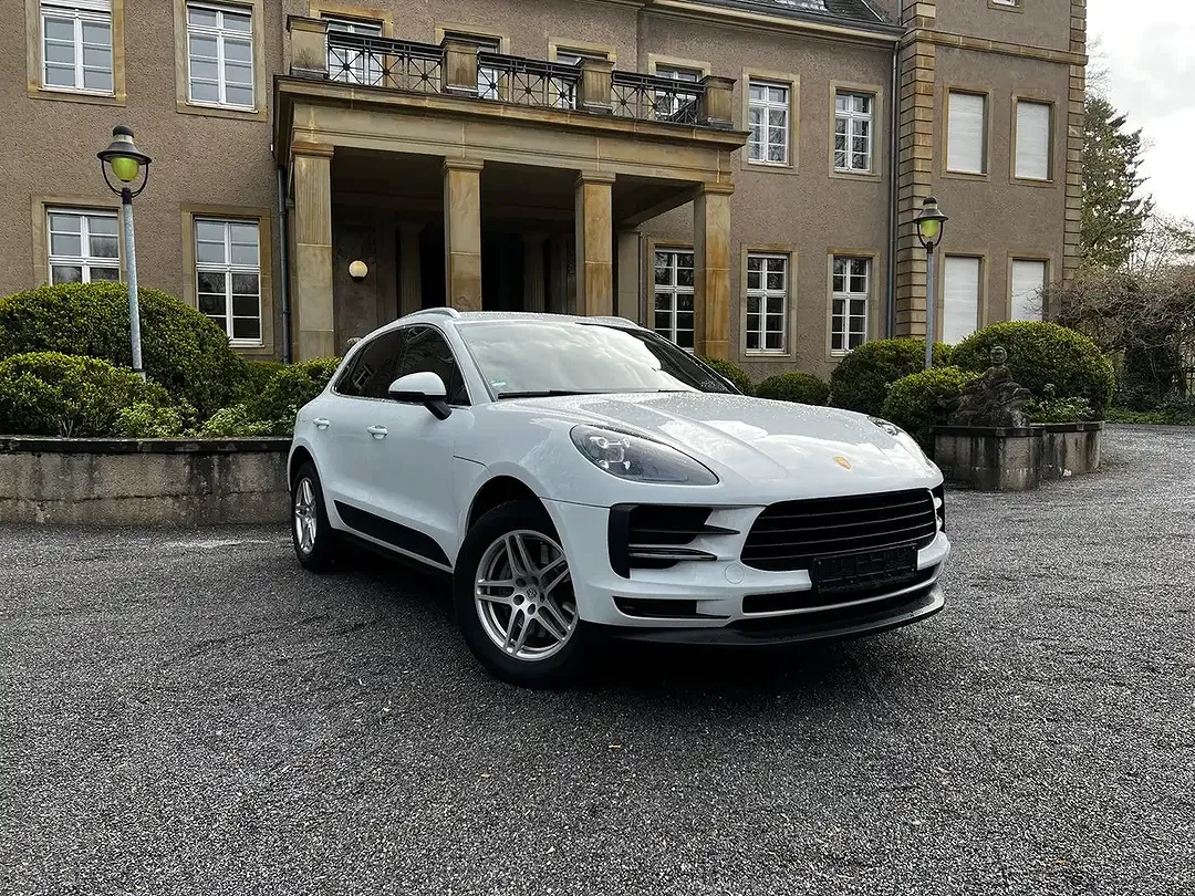Porsche Macan S - Thumbnail 3