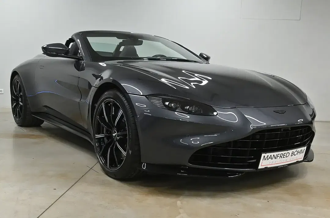 Aston Martin Vantage V8 Roadster - Thumbnail 11