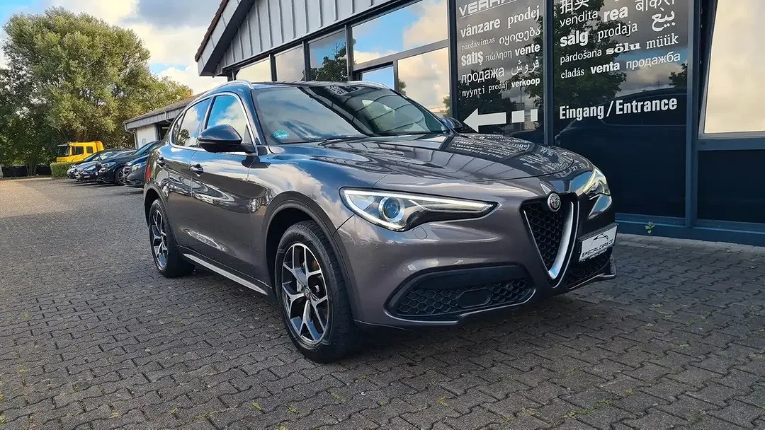 Alfa Romeo Stelvio Q4 Business - Afbeelding 1