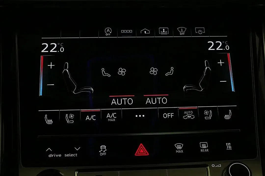 Audi S8 TFSI - foto 15