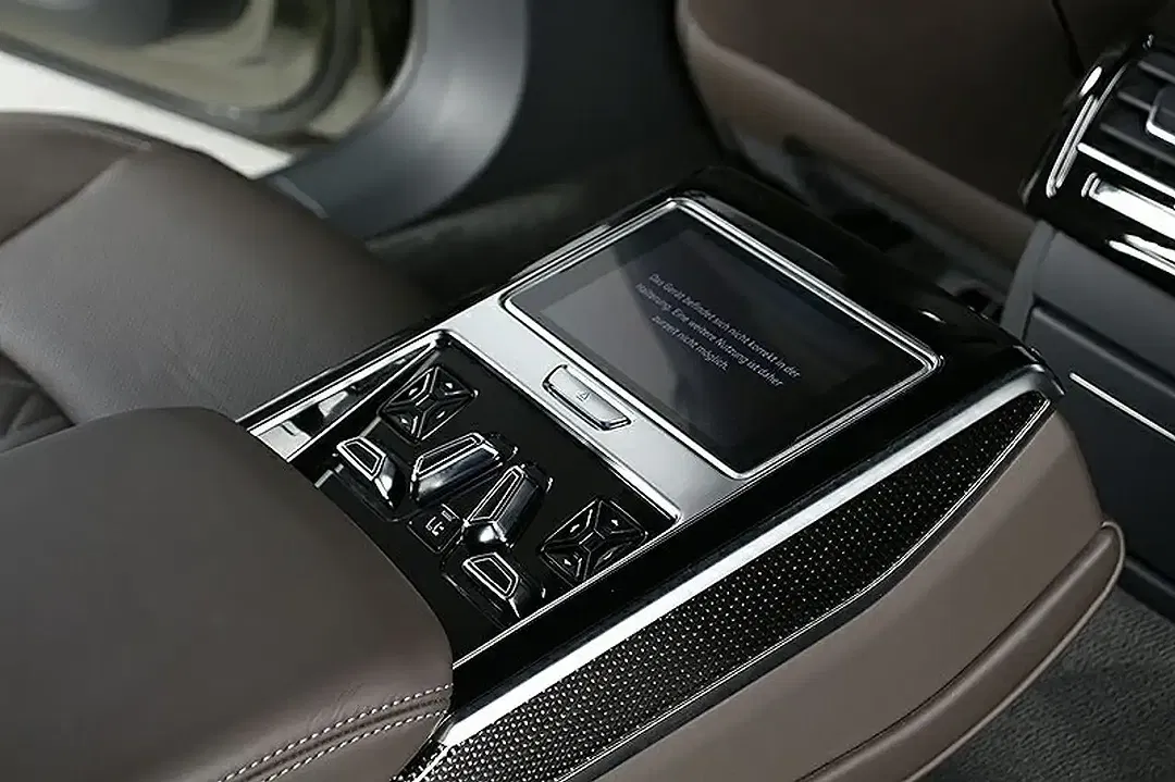 Audi S8 TFSI - Thumbnail 9