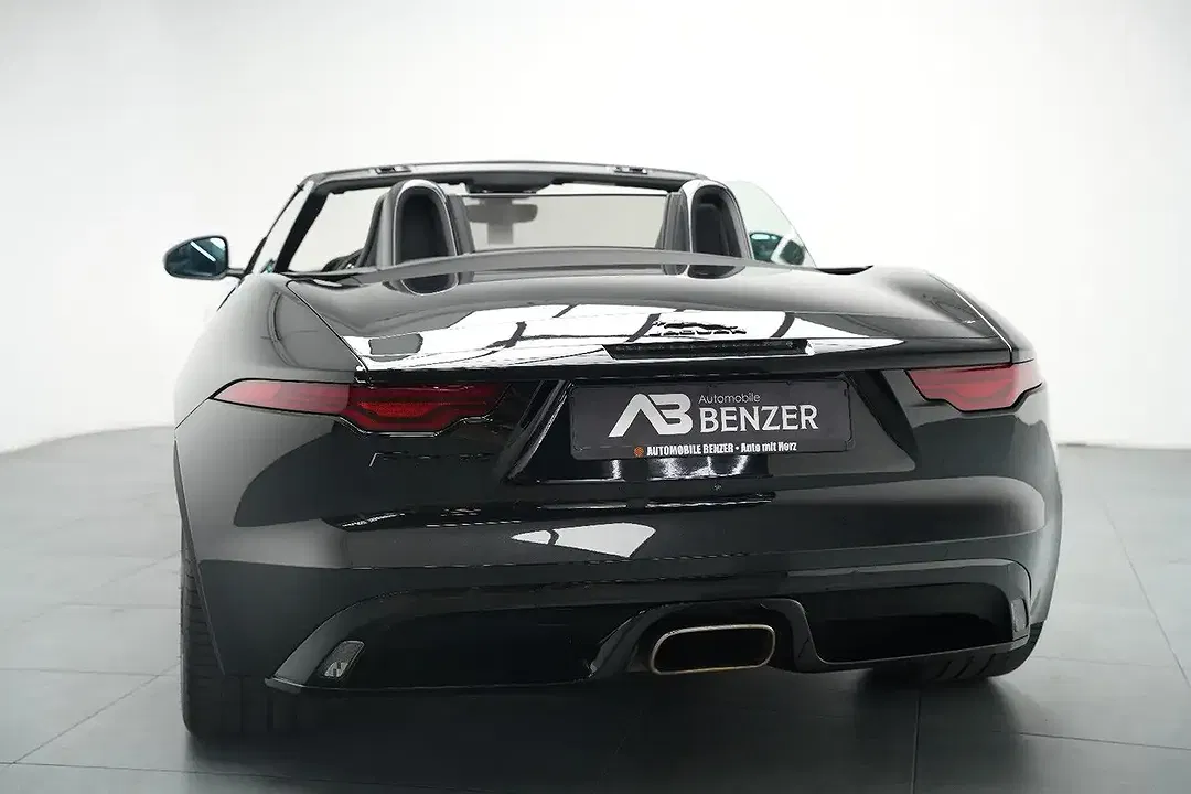 Jaguar F-Type R-Dynamic - Thumbnail 11