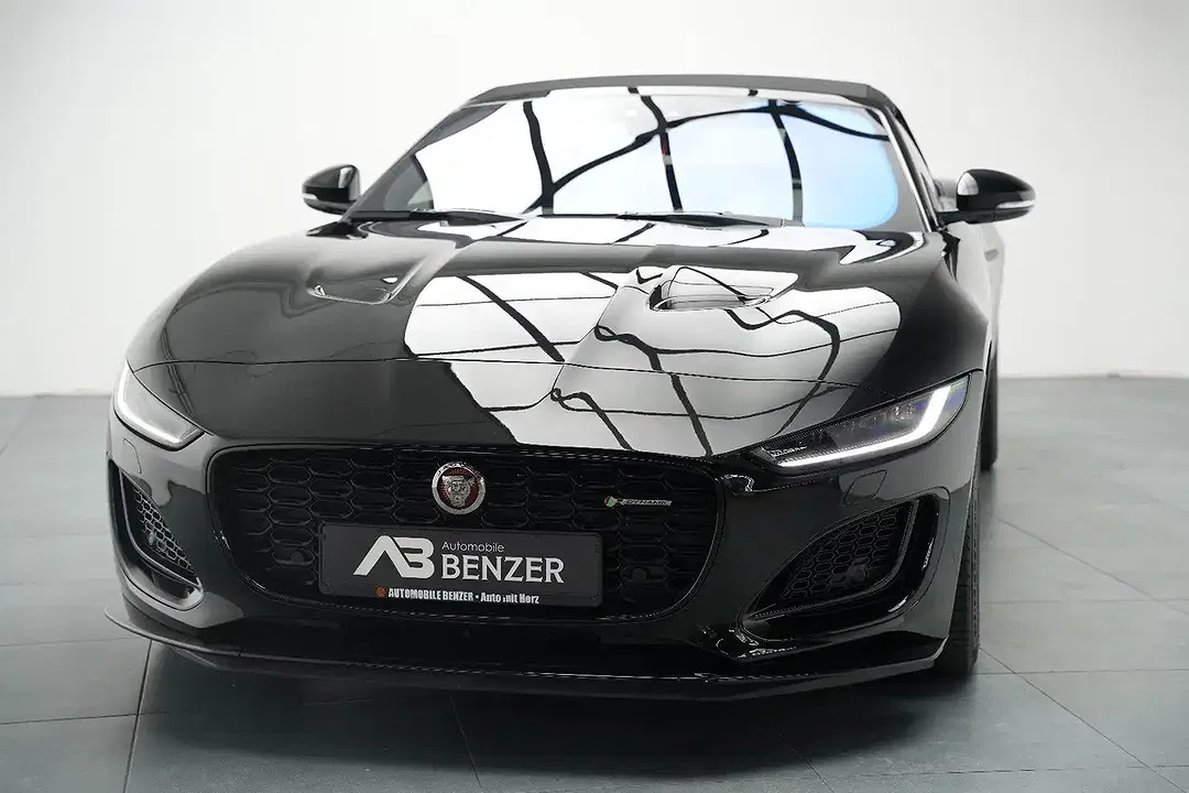 Jaguar F-Type R-Dynamic - Thumbnail 8