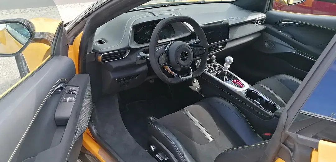 Lotus Emira V6 First Edition - Thumbnail 10