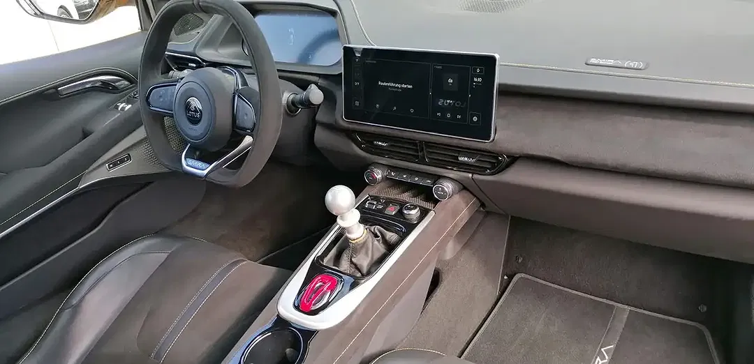 Lotus Emira V6 First Edition - Thumbnail 14