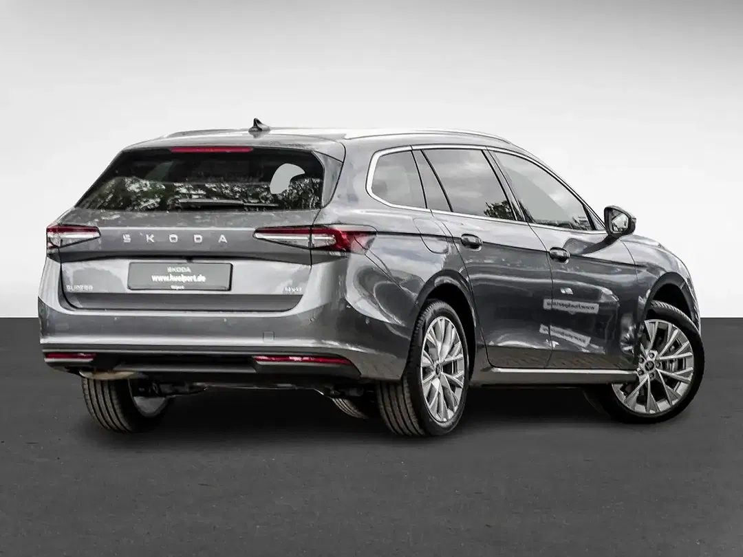 Skoda Superb 2.0 DSG 4x4 Combi Selection - Thumbnail 3