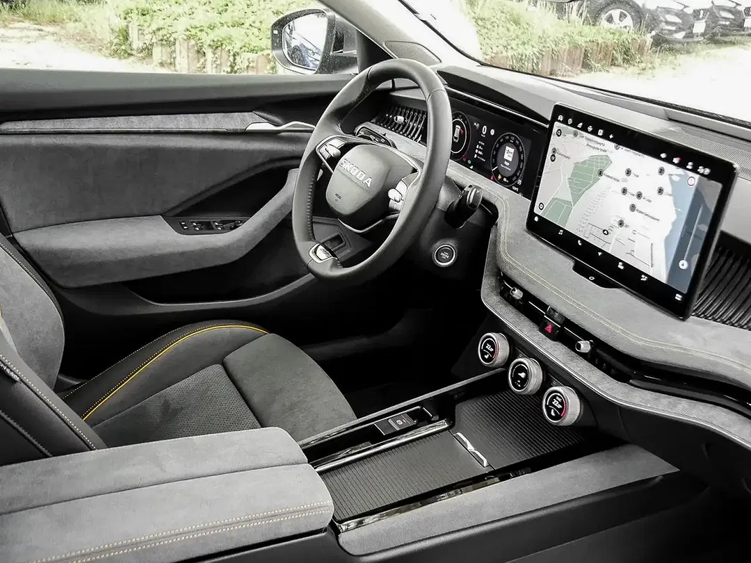 Skoda Superb 2.0 DSG 4x4 Combi Selection - Thumbnail 4