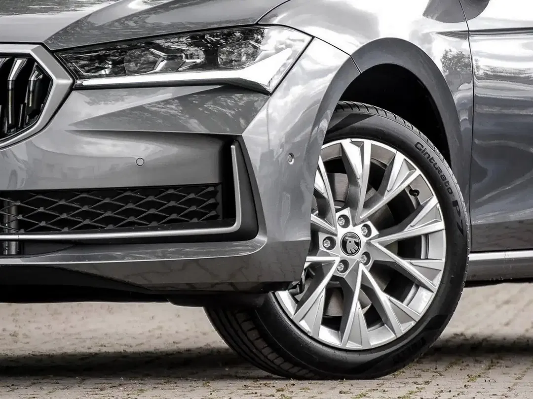Skoda Superb 2.0 DSG 4x4 Combi Selection - Thumbnail 6