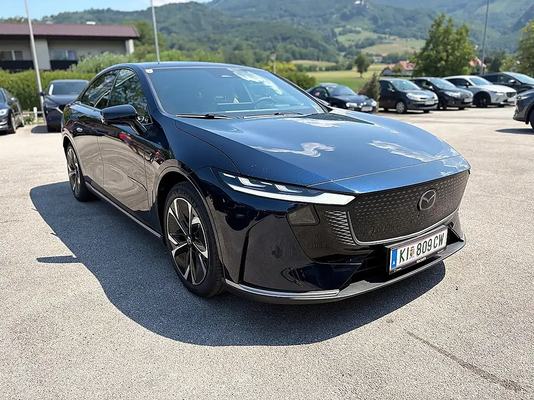 Mazda 6e Takumi Plus - Thumbnail 3