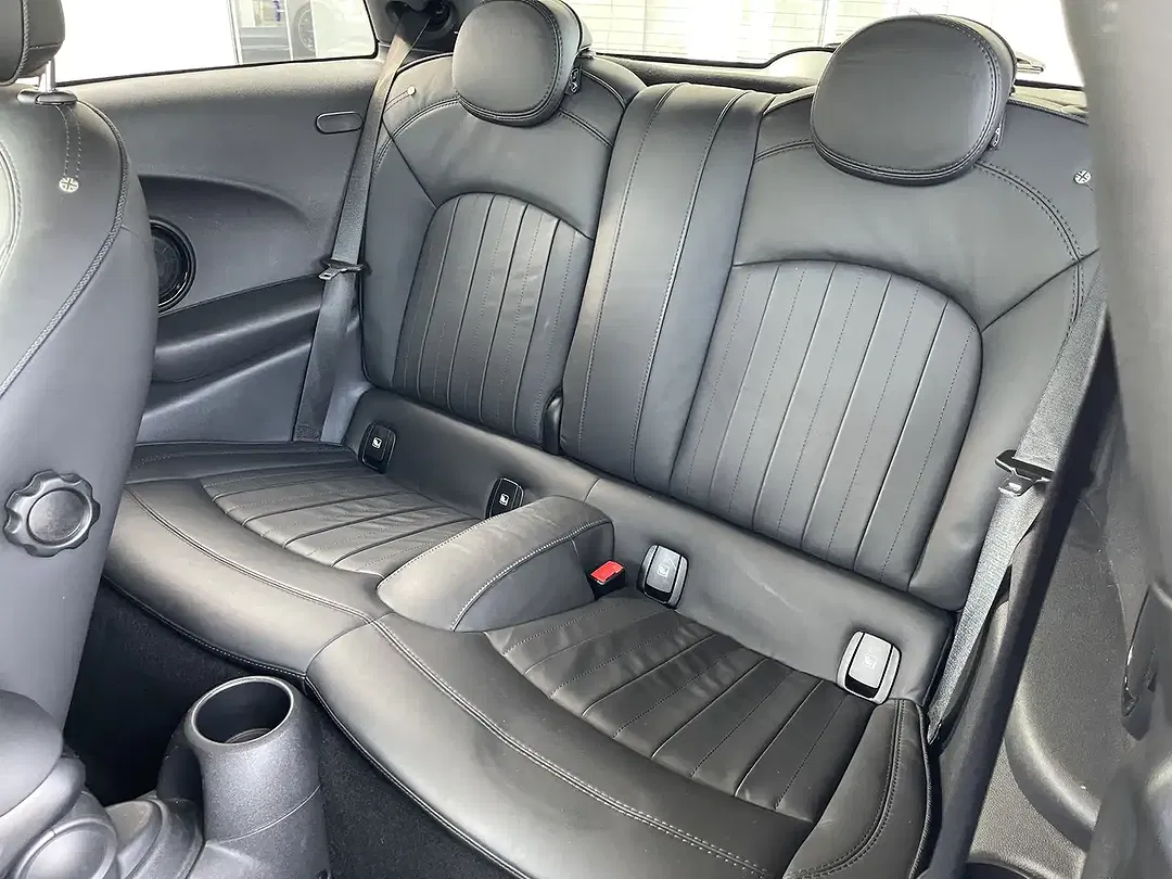 MINI Cooper SE - Thumbnail 12