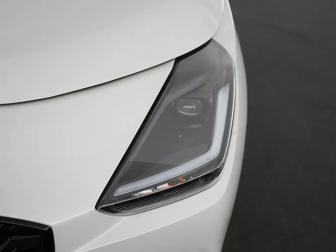 Suzuki Swift 1.2 CVT - Thumbnail 13