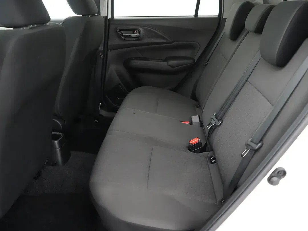 Suzuki Swift 1.2 CVT - Thumbnail 15