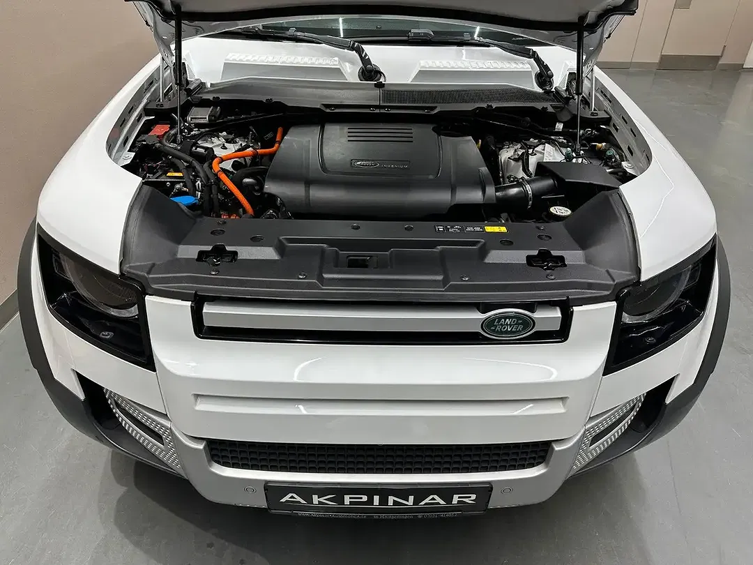 Land Rover Defender P400e Hybrid 110 S - Thumbnail 10