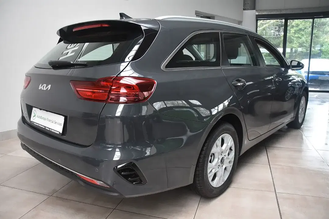 Kia Ceed SW / cee'd SW DCT Ultimate Edition - Thumbnail 3