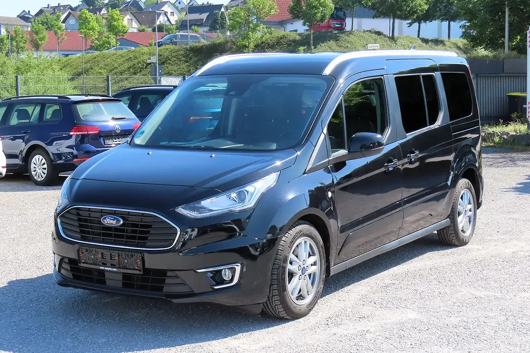 Ford Grand Tourneo Titanium - Afbeelding 1