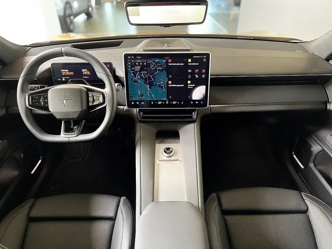Polestar 4 Performance Long Range - Thumbnail 14