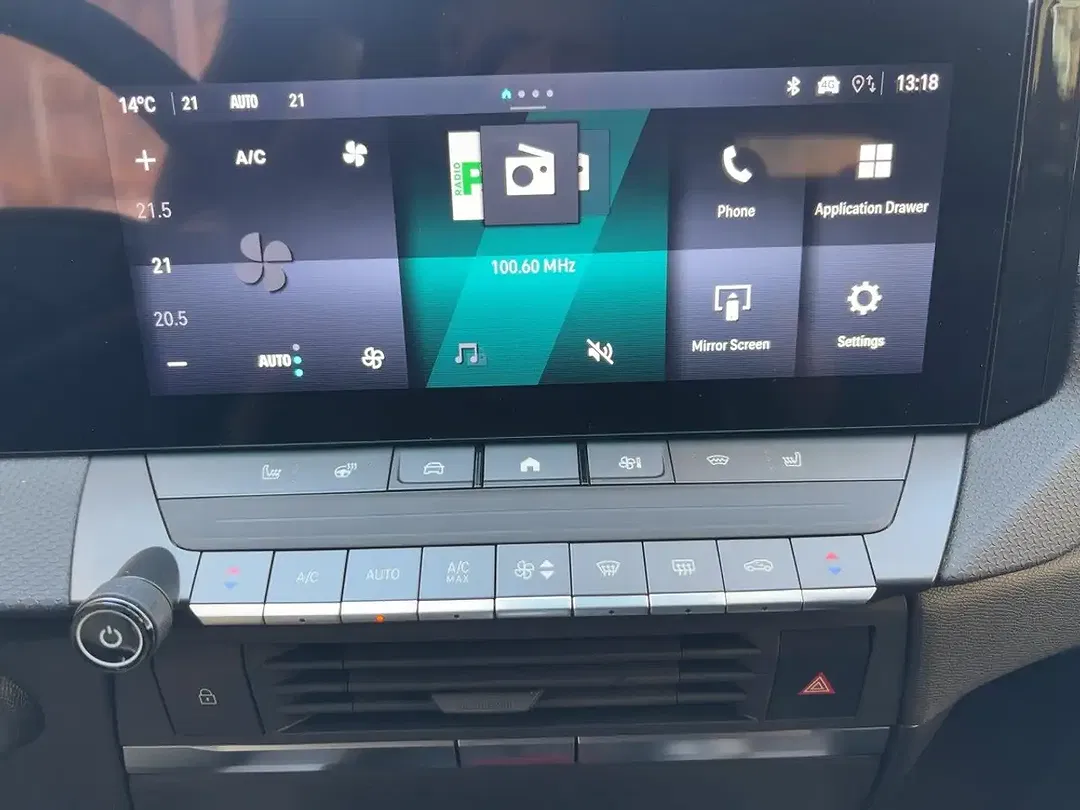 Opel Astra EV Ultimate - Thumbnail 13