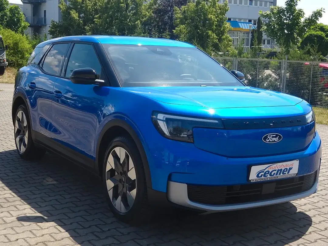 Ford Explorer Extended Range Premium - Thumbnail 10