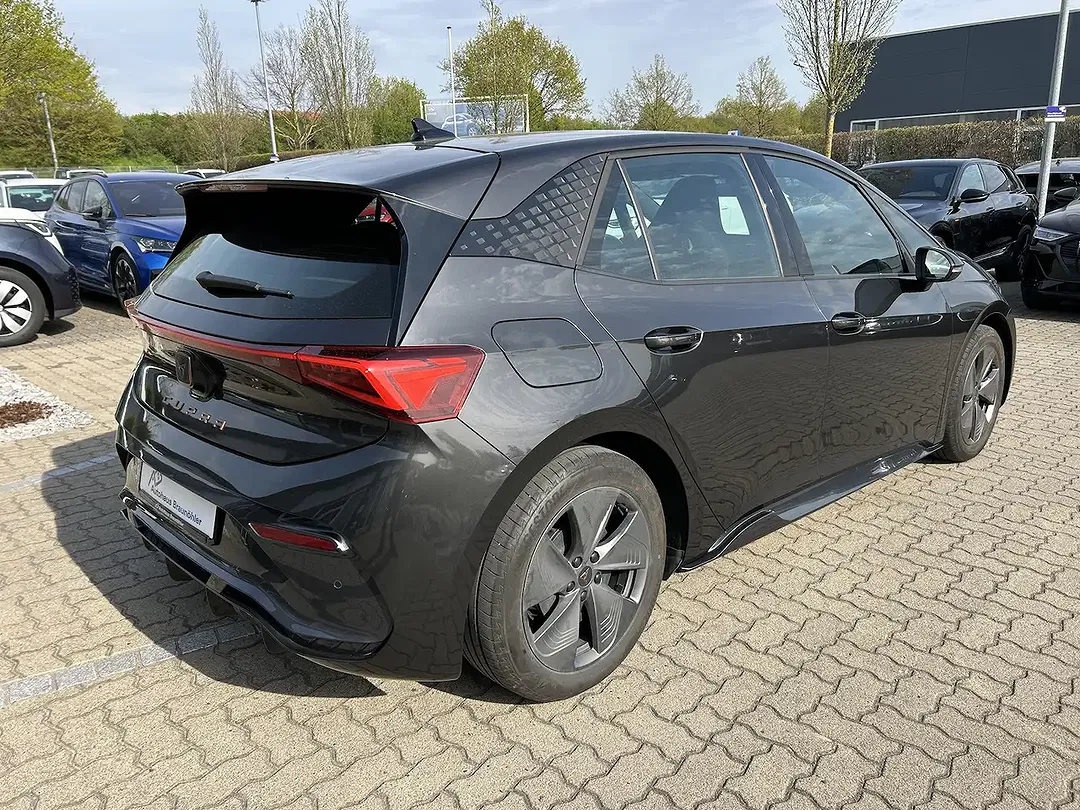 CUPRA Born - Thumbnail 7