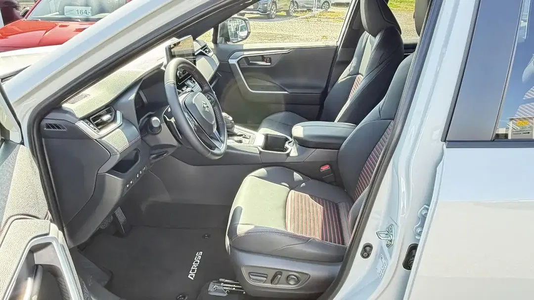 Suzuki Across - Thumbnail 12