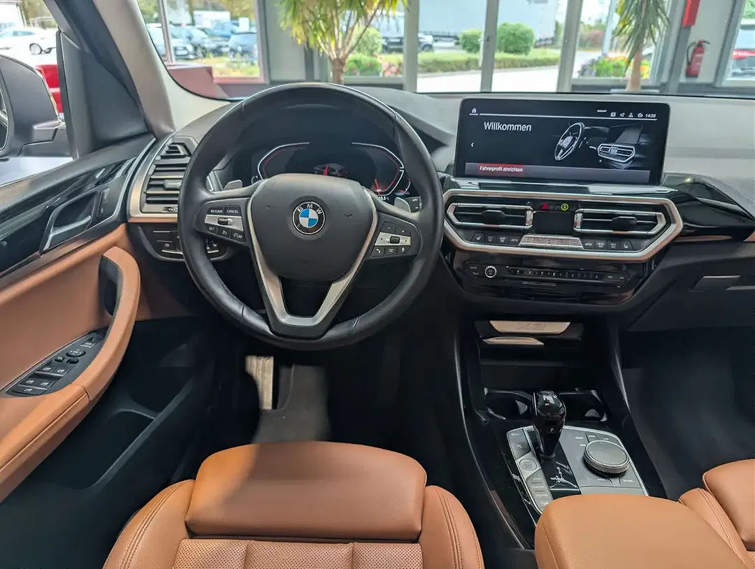 BMW X3 AUT xDrive - Thumbnail 7