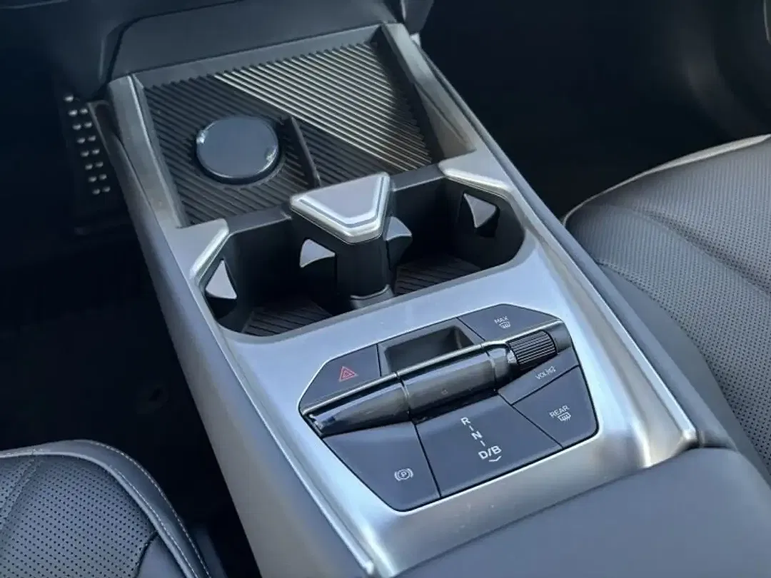 BMW i3 xDrive M - Thumbnail 9